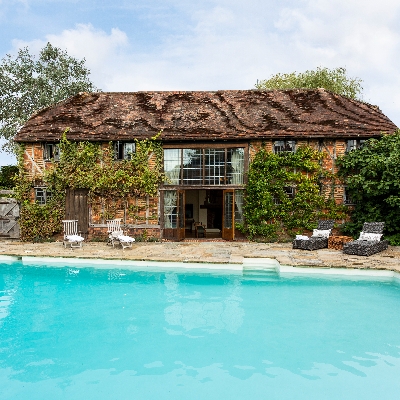 Honeymoon News: Fabulous properties to visit this Christmas