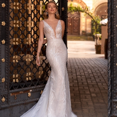 Wedding News: Perfections Bridal Studio is stocking designs from Monreal Bridal