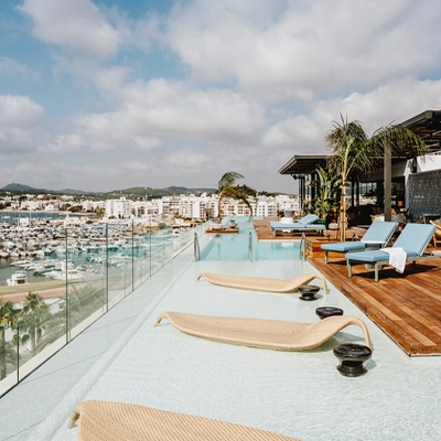 Honeymoons: Ibiza rocks