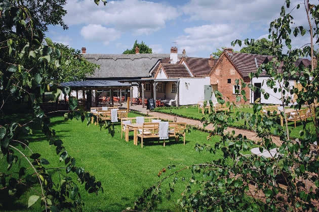 The White Lion exterior