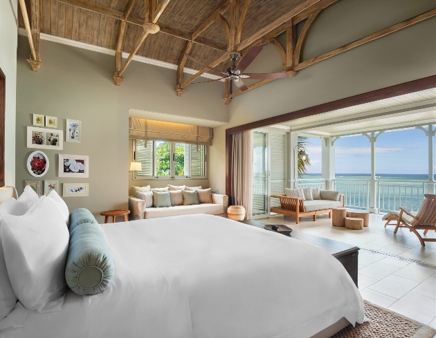 Bedroom overlooking the ocean