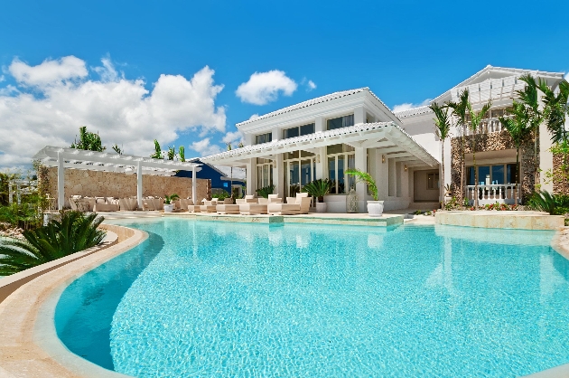 Villa exterior at Eden Roc Cap Cana