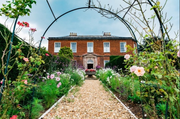 Dovecliff Hall Hotel exterior